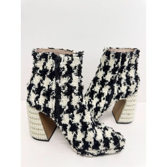 Betsey Johnson Houndstooth Boots Size 5 Black White Embellished Block Heel NEW - Picture 9 of 13